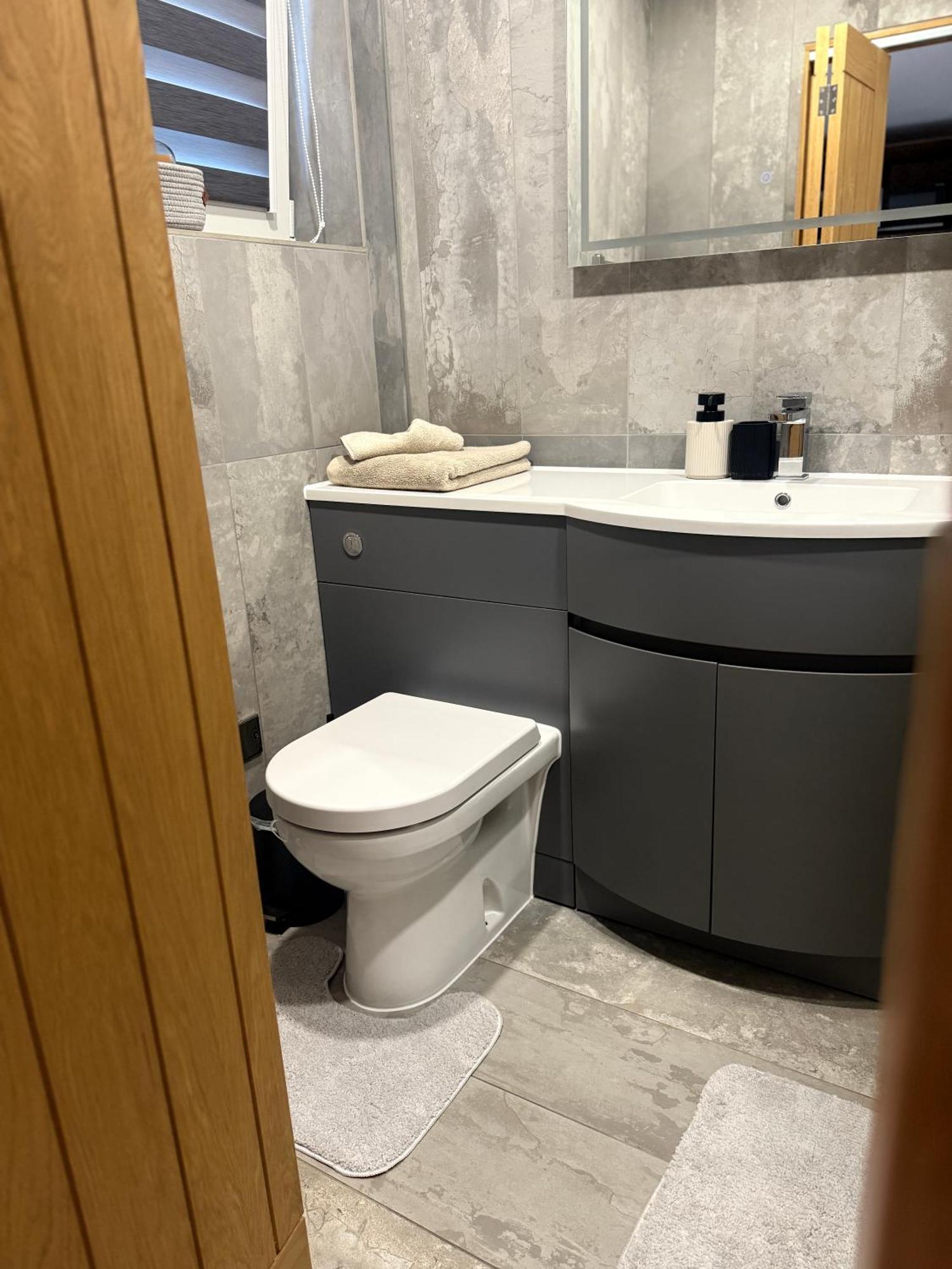 אוקספורד New Built Cosy Apartment Within Walking Distance Of Churchill Hospital מראה חיצוני תמונה